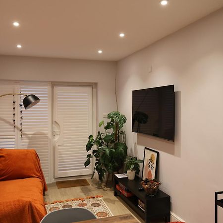 Little Vine - Beautiful Ground Floor Flat In South London Appartement Sutton  Buitenkant foto