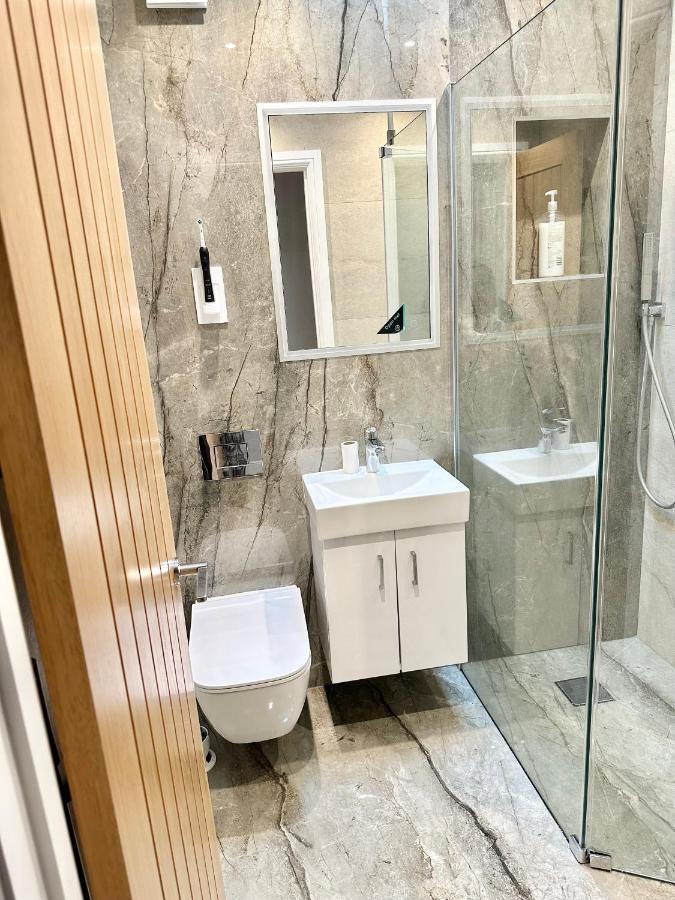 Little Vine - Beautiful Ground Floor Flat In South London Appartement Sutton  Buitenkant foto